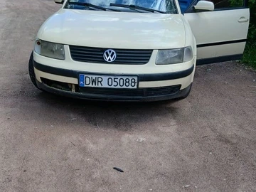Авто Volkswagen Passat Sedan 1998 № 8842107
