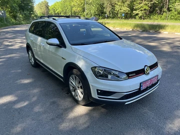 Авто Volkswagen Golf 2017 № 8842135