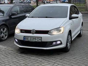 Авто Volkswagen Polo 2012 № 8842144
