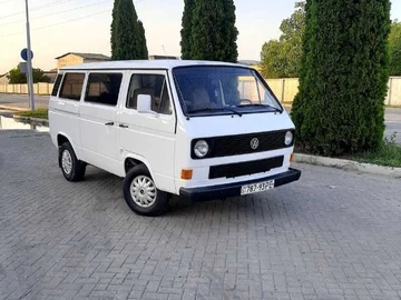 Авто Volkswagen Transporter 1988 № 8842240