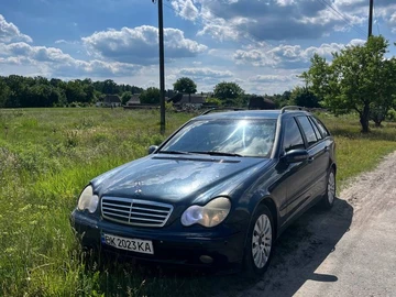 Авто Mercedes 220 2003 № 8842256