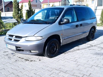 Авто Chrysler Voyager 1989 № 8842343