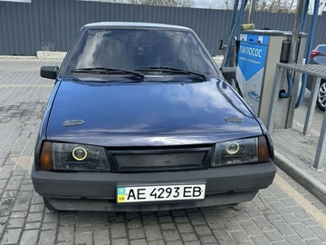 Авто ВАЗ 2109 1991 № 8842428