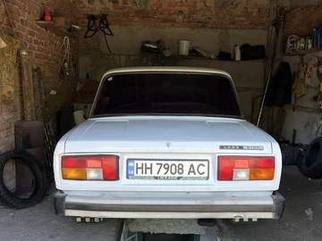 Авто ВАЗ 2105 1995 № 8842438