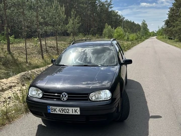 Авто Volkswagen Golf 2001 № 8842468