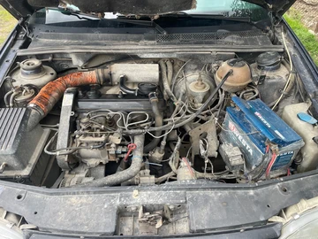 Авто Volkswagen Golf 1995 № 8842504