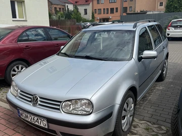 Авто Volkswagen Golf 2000 № 8842694