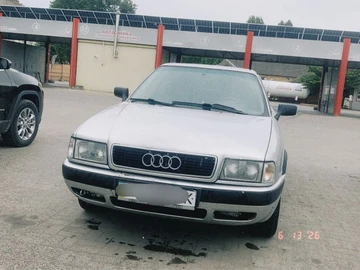 Авто Audi 80 1993 № 8842704