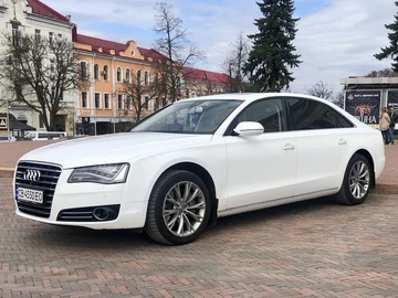 Авто Audi A8 2012 № 8842708