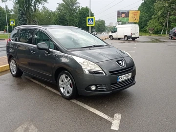 Авто Peugeot 5008 2010 № 8842753