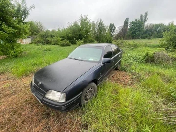 Авто Opel Admiral 1990 № 8842959