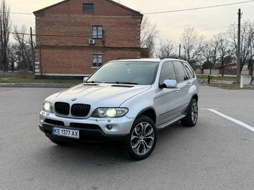 Авто BMW X5 2004 № 8843102