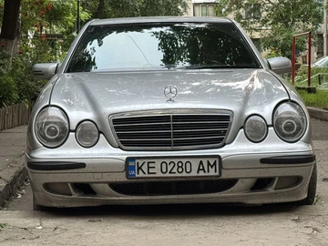 Авто Mercedes 220 1999 № 8843104