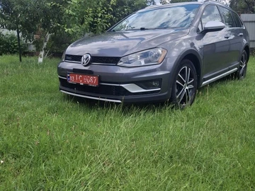 Авто Volkswagen Golf 2017 № 8843116
