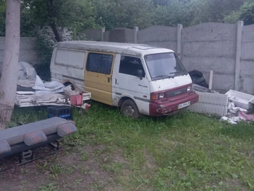 Авто Mazda E 2000 2200 Bus 1987 № 8843231