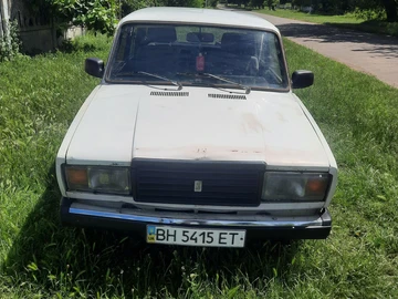 Авто ВАЗ 2107 1992 № 8843374