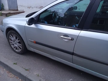 Авто Renault 4 2004 № 8843396