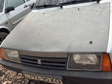 Авто ВАЗ 2109 2003 № 8843419