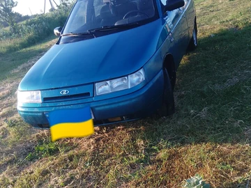 Авто ВАЗ 2110 2001 № 8843534