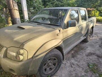 Авто Nissan Navara 2000 № 8843576