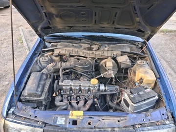 Авто Opel Vectra 1989 № 8843596