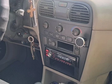 Авто Volvo V40 Kombi 2003 № 8843606