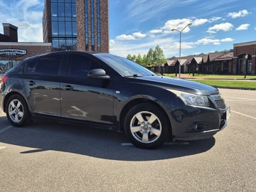 Авто Chevrolet Cruze 2012 № 8843618