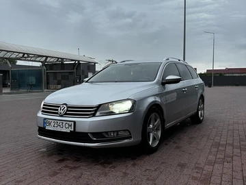 Авто Volkswagen Passat Variant 2011 № 8843677