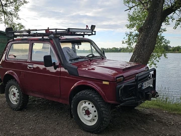 Авто ВАЗ 2121 1985 № 8843740