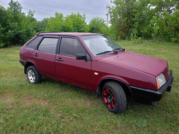 Авто ВАЗ 2109 1996 № 8843918