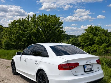 Авто Audi A4 2013 № 8844133