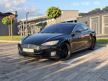 Авто Tesla Model S 2014 № 8844349