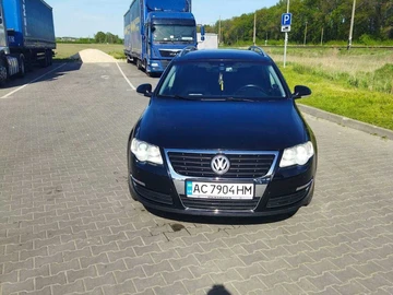 Авто Volkswagen Passat Variant 2009 № 8844393