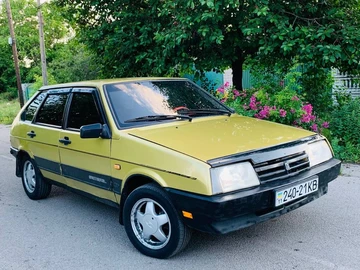 Авто ВАЗ 2109 1990 № 8844445