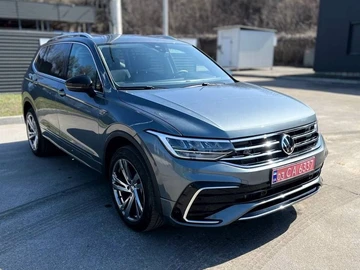 Авто Volkswagen Tiguan 2023 № 8844454
