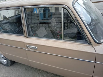 Авто Ford Canyon 1990 № 8844466