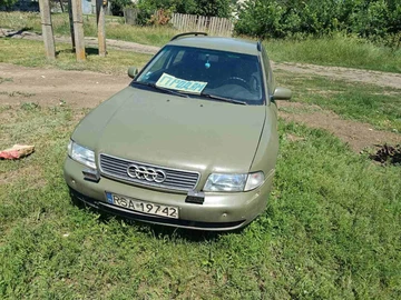 Авто Audi A4 1997 № 8844845