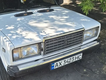 Авто ВАЗ 2107 1992 № 8844854