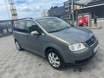 Авто Volkswagen Touran 2006 № 8844893