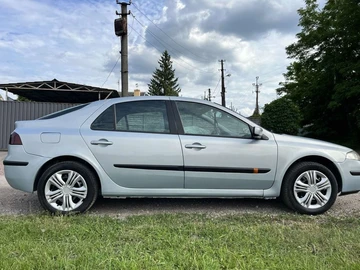 Авто Renault Laguna 2001 № 8844908