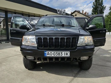 Авто Jeep Cherokee 2004 № 8845044