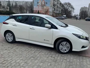 Авто Nissan Leaf 2018 № 8845073