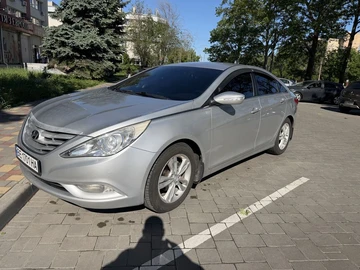 Авто Hyundai Sonata 2011 № 8845093