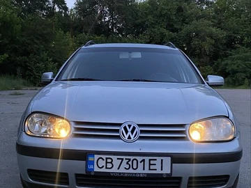 Авто Volkswagen Golf 2000 № 8845150