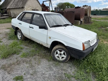 Авто ВАЗ 21099 2000 № 8845154