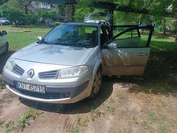 Авто Renault 4 2006 № 8845161