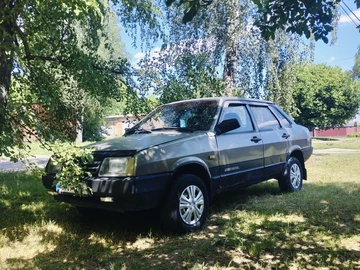 Авто ВАЗ 21099 1995 № 8845356