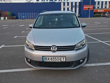 Авто Volkswagen Touran 2012 № 8845521