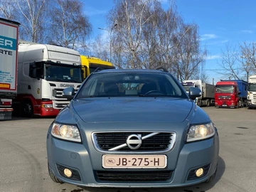 Авто Volvo V50 2010 № 8845653