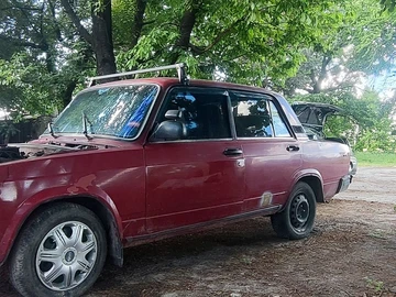 Авто ВАЗ 2107 1993 № 8845751